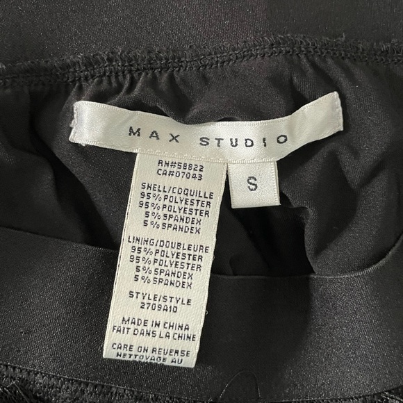 Fringe black mini-skirt, with elastic waistband. Never worn! - Picture 5 of 5